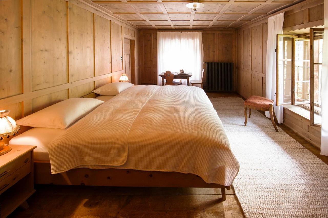 Hotel Chasa Chalavaina Müstair Værelse billede