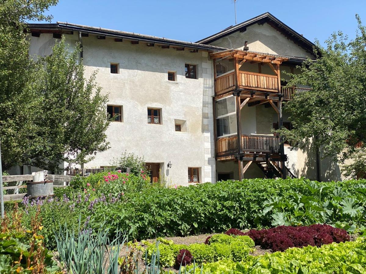 Hotel Chasa Chalavaina Müstair Eksteriør billede