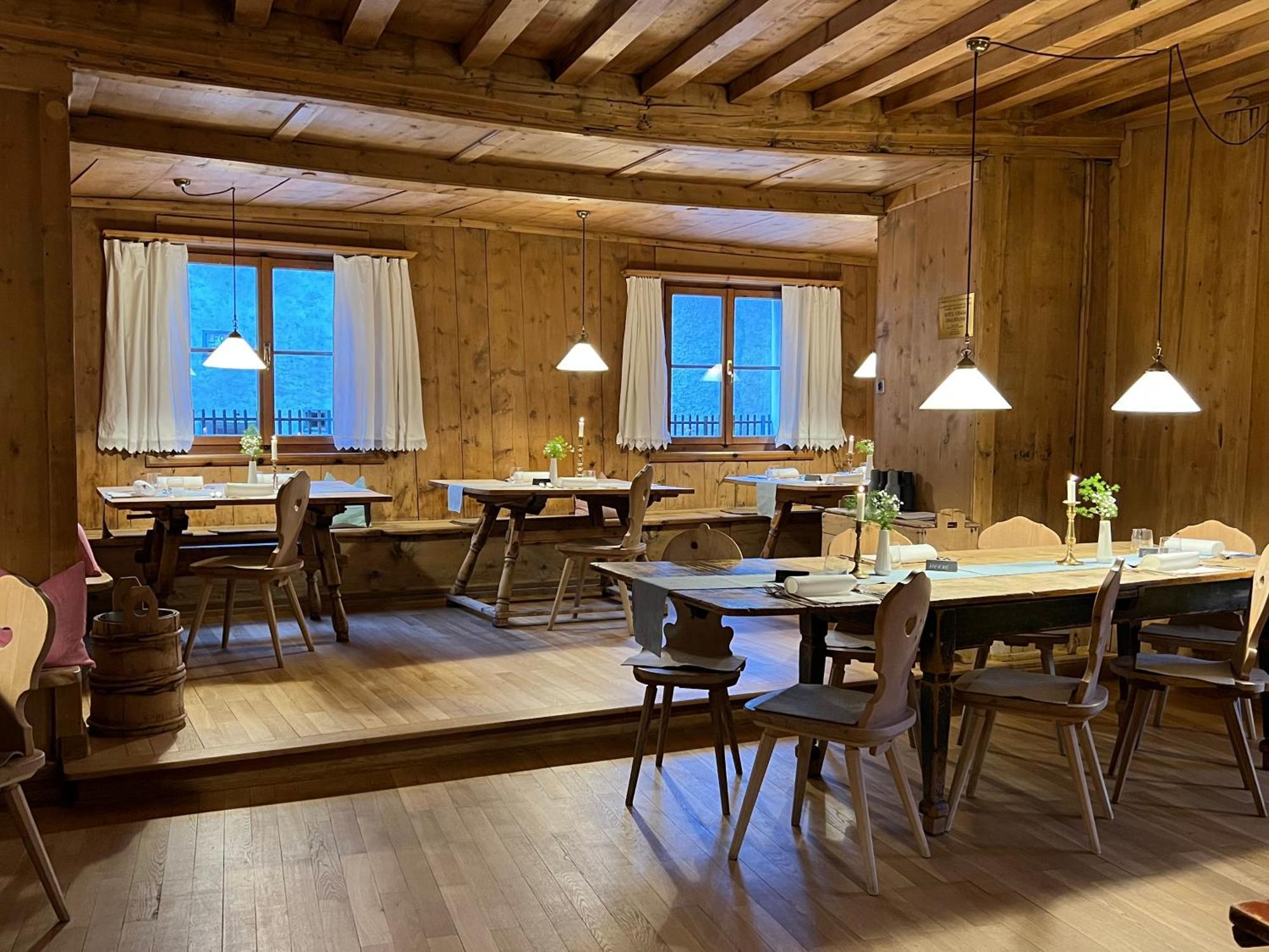 Hotel Chasa Chalavaina Müstair Eksteriør billede